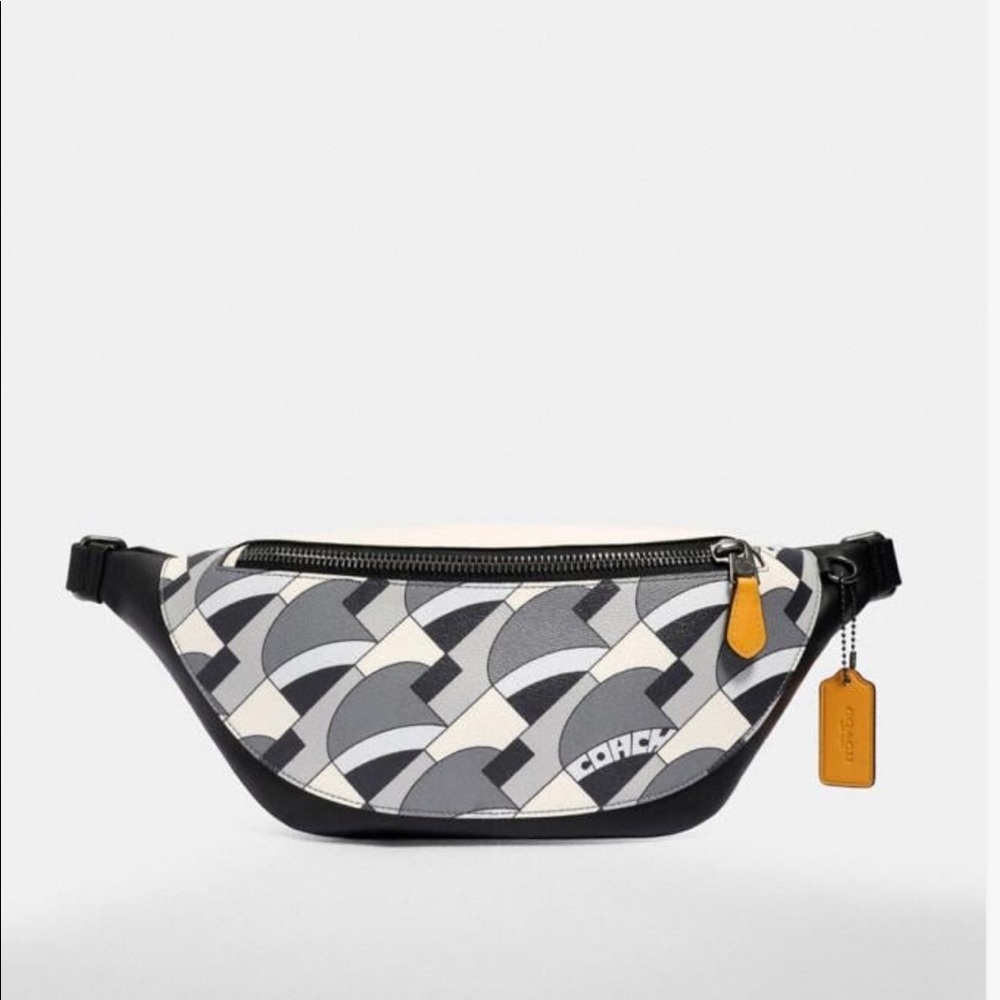 COACH Warren Belt Bag With Deco Bridge Geo Print